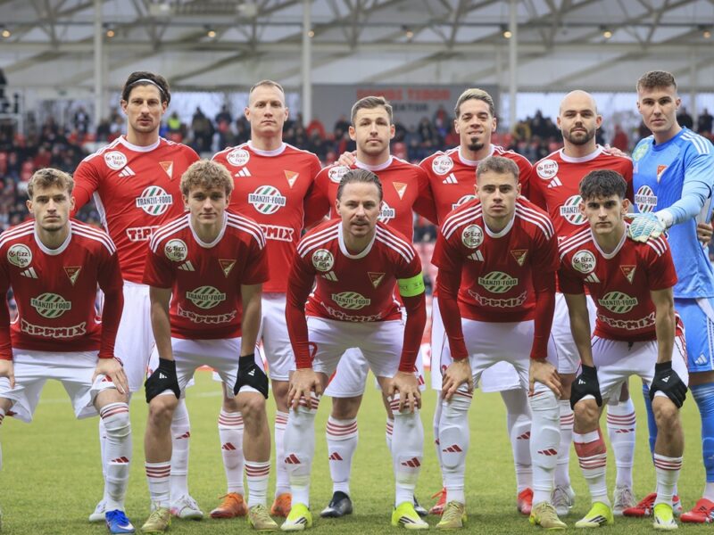 Debrecen team photo
